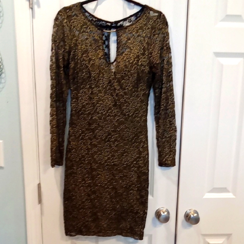 Bisou Bisou Elegant Black and Gold Long Sleeve Dress